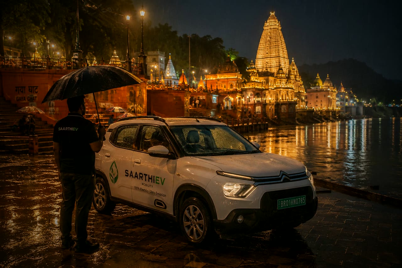 A SaarthiEV cab by the Vishnupad Temple ghats in Gaya